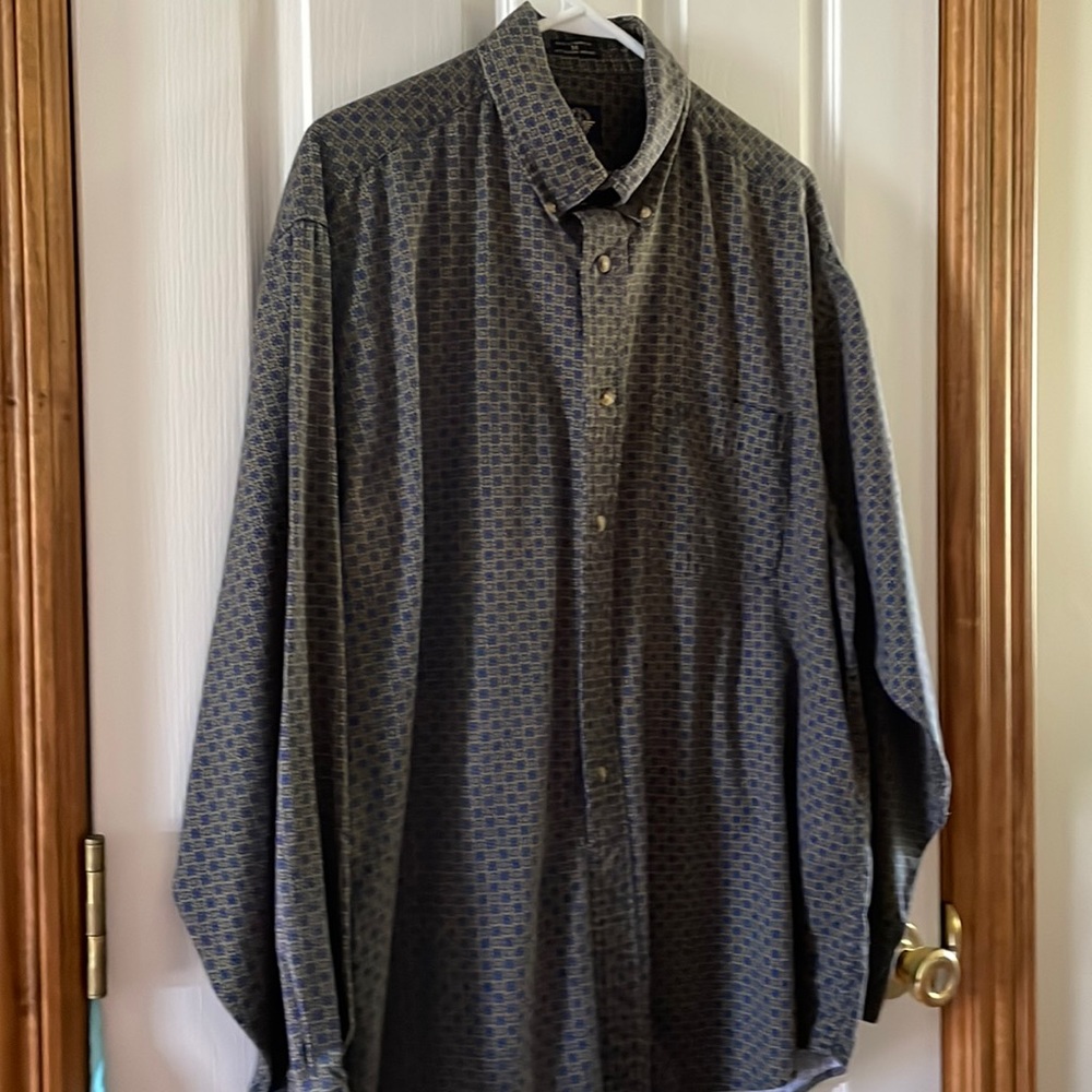 Levi dockers size medium button down shirt